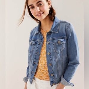 EUC Ann Taylor Loft Denim Blue Jean Jacket Small